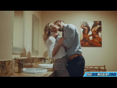 ❤️ Xa i-blonde ene-busty ikuhenda kwindlu yangasese yoluntu Amanyala aphezulu kumanyala xh.justindianpornx.ru ❌